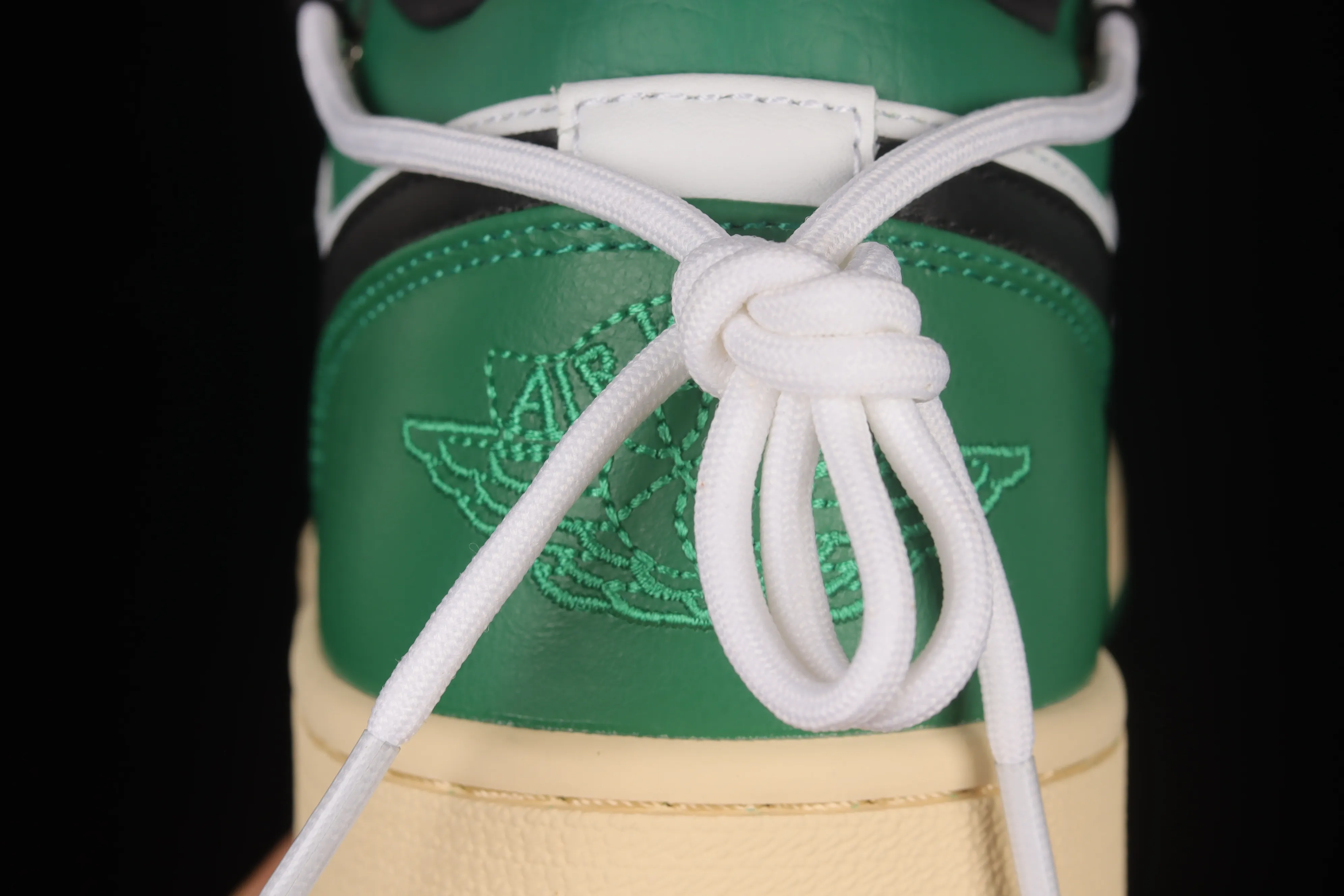 All categories Air Jordan Jordan series basketball shoes Air Jordan 1 Low Z version Air Jordan 1 Low AJ1 Joe 1 customized version Vibe flavor deconstruction Sports culture basketball shoes 553558-129